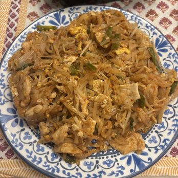 Wok Thai & Crafted Rolls - Pad Thai Noodles with chicken - Thai Near Me - Chesterfield, Missouri Wok Thai & Crafted Rolls - Pad Thai Noodles with chicken - Thai Near Me - Chesterfield, Missouri
