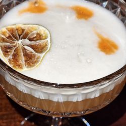 Morgan's On the Danforth - Amaretto sour