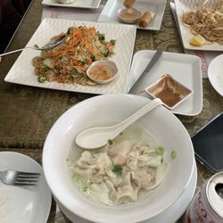 Krong Thai - Wonton soup, fried rice, and egg rolls