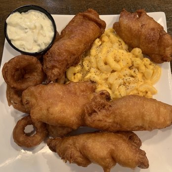 Brick House Grill - Fish and chips, but I ordered lager rings (onion rings), with cheesy mac n cheese! - Seafood Near Me - Huntington, Indiana