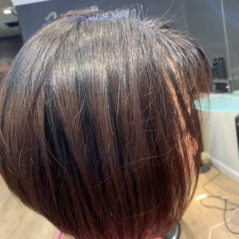 Debe Salon - Short bob by Tracie from Debe Salon - Hair Salons Near Me - San Mateo, California