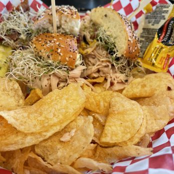 Cornucopia Restaurant - The Arabian on GF bun with No Tomato - Southern Near Me - Cashiers, North Carolina