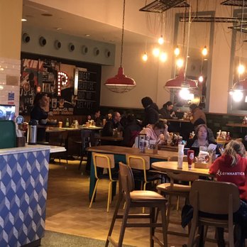 Giraffe Stop - New American Near Me - London, XGL Giraffe Stop - New American Near Me - London, XGL