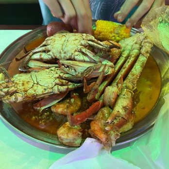 Red Crab Juicy Seafood - Crab special - Seafood Near Me - Ocala, Florida
