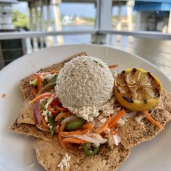 Prime Catch - Wahoo dip with crackers not flat bread.