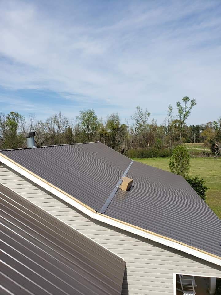 Slide of Bama Barns And Roofing