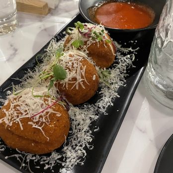 Rosalia's Kitchen - Italian Near Me - Miramar, Florida Rosalia's Kitchen - Italian Near Me - Miramar, Florida