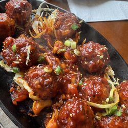 Everest Hakka House - Veggie Dragon Sizzler