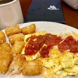 Scrambled Eggs, Cheese & Salsa with Tots