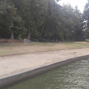 Groveland Beach - Beaches Near Me - Mercer Island, Washington