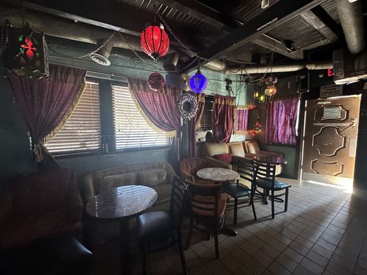 The Grapevine Bar by null