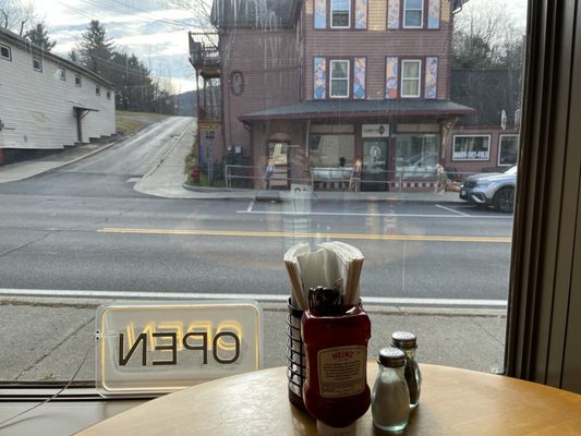 The Pantry On Main by null