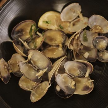 Piko Kitchen + Bar - after math of the manila clams - Cocktail Bars Near Me - Honolulu, Hawaii