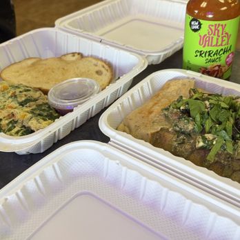 Le Testimony Organic Bistro - Vegetable omelet and vegan pesto crepe - Creperies Near Me - Redding, California Le Testimony Organic Bistro - Vegetable omelet and vegan pesto crepe - Creperies Near Me - Redding, California