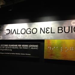 Dialogo nel Buio