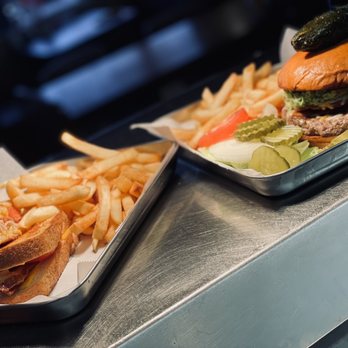 Bubba's BBQ - a burger and french fries - Barbeque Near Me - Yuma, Arizona Bubba's BBQ - a burger and french fries - Barbeque Near Me - Yuma, Arizona
