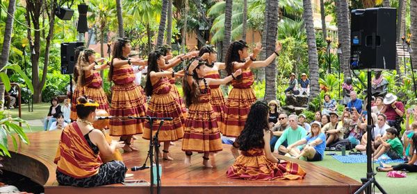 Royal Hawaiian Center by null