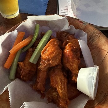 O'Daniels Ginmill & Grill - Buffalo Wings - Bars Near Me - Lackawanna, New York