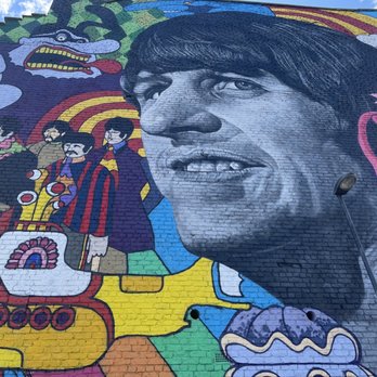 Dreamavoo Travel & Tours - Mural on Ringo Starr's house - Travel Agents Near Me - Encinitas, California Dreamavoo Travel & Tours - Mural on Ringo Starr's house - Travel Agents Near Me - Encinitas, California