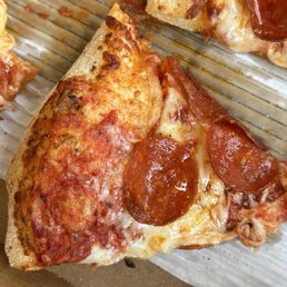 Pizza yum Pizza yum