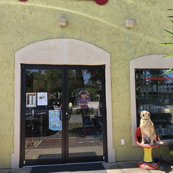 Redbones Bakery - Outside - Pet Stores Near Me - Amelia Island, Florida