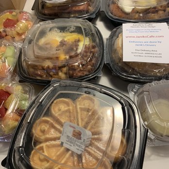 Janik's Cafe - Breakfast & Brunch Near Me - Chicago, Illinois