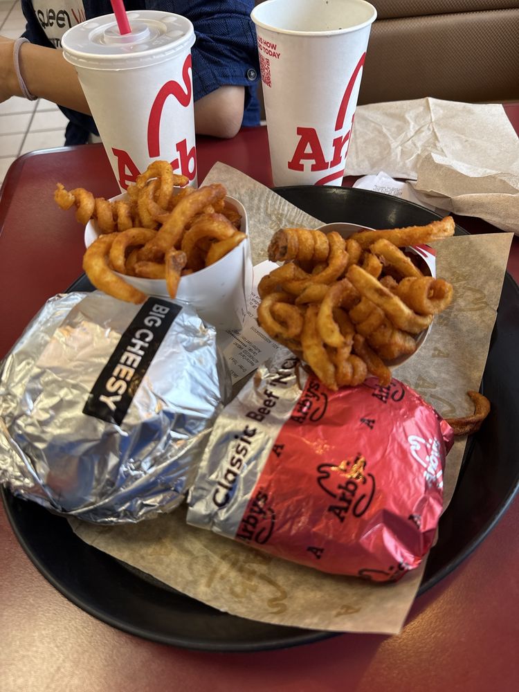 Arby's Roast Beef Logo