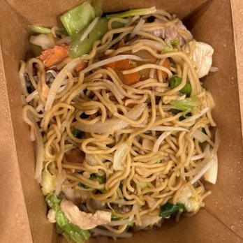 BKK101 Thai Cuisine - Combination Chow Mein - Thai Near Me - Los Angeles, California BKK101 Thai Cuisine - Combination Chow Mein - Thai Near Me - Los Angeles, California