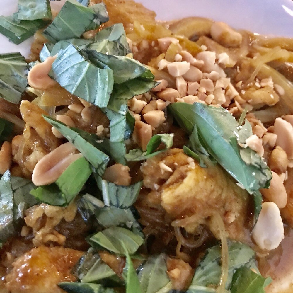 Ruby Garden - Curry chicken - Vietnamese Near Me - Georgetown, Texas Ruby Garden - Curry chicken - Vietnamese Near Me - Georgetown, Texas
