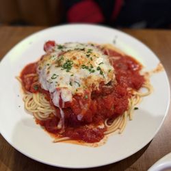 Caprese Restaurant - Chicken Parmigiana