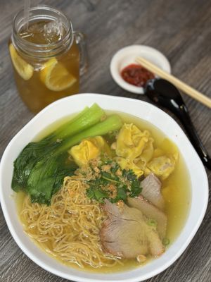 Pho Leo & Grill by null