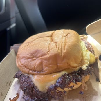 For The Win - Burgers Near Me - Los Angeles, California For The Win - Burgers Near Me - Los Angeles, California