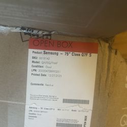 Best Buy - Colonial Heights - Label showing good condition returned item with all of the included accessories.