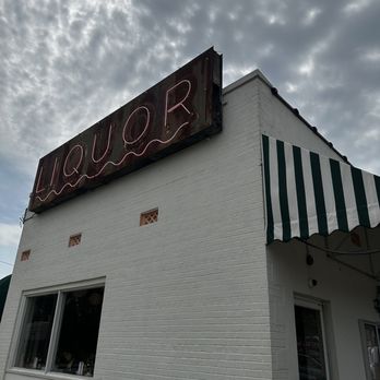 The Liquor Store - Breakfast & Brunch Near Me - Memphis, Tennessee