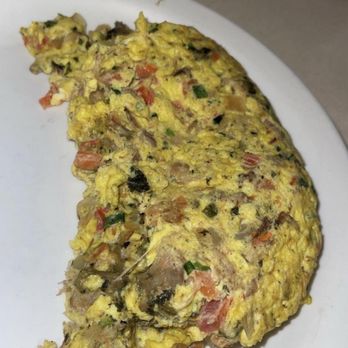 Cinnamon's Restaurant - Hawaiian Omelette - Pancakes Near Me - Kailua, Hawaii Cinnamon's Restaurant - Hawaiian Omelette - Pancakes Near Me - Kailua, Hawaii