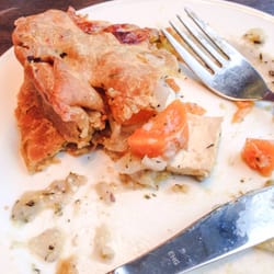 Bergga - The remains of a surprisingly good, hearty vegan pie (tofu, carrot, onion), november 2015