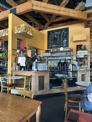 Gilbert's on Main by null