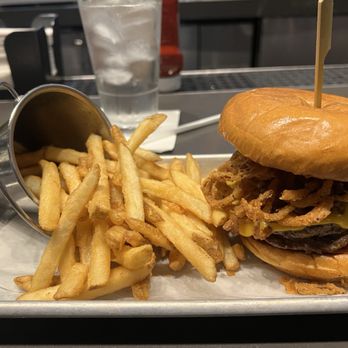 The Owners Box - Bbq burger - Sports Bars Near Me - Dallas, Texas The Owners Box - Bbq burger - Sports Bars Near Me - Dallas, Texas