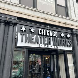 Chicago Theater Works - The entrance