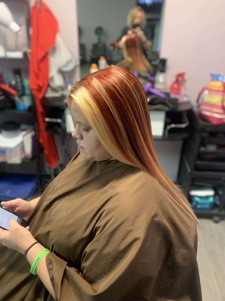 Stash N Bree's Stylz Logo