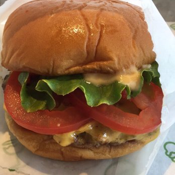 Shake Shack Century City Mall - 2nd Floor - Single shackburger ($5.55) - Fast Food Near Me - Los Angeles, California