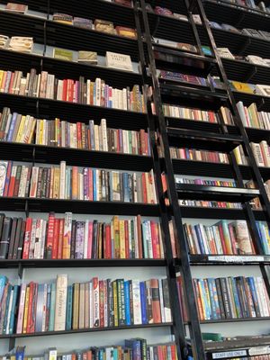 The Center for Fiction by null