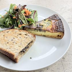Queenstown Cafe