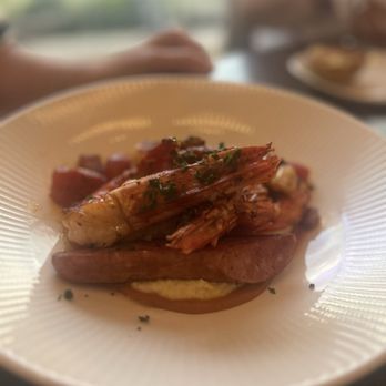 Abel Brown Southern Kitchen & Oyster Bar - Ga White Prawns/Shrimp and Grits - Seafood Near Me - Augusta, Georgia