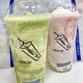 Fortune Tea - "Matcha!matcha!" (White chocolate matcha smoothie) and the "Strawberry snow cream smoothie" - Juice Bars & Smoothies Near Me - Honolulu, Hawaii Fortune Tea - "Matcha!matcha!" (White chocolate matcha smoothie) and the "Strawberry snow cream smoothie" - Juice Bars & Smoothies Near Me - Honolulu, Hawaii