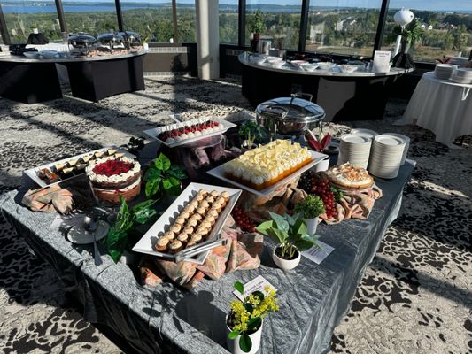 Aerie Restaurant & Lounge by null