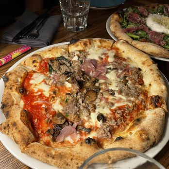 L’Oro Di Napoli - Boscaiola - Pizza Near Me - Santa Rosa, California