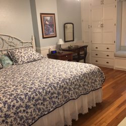Newhouse Family Inn