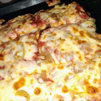 Catanzaro's Pizzeria Cranston - Pizza with caramelized onions - Pizza Near Me - Cranston, Rhode Island Catanzaro's Pizzeria Cranston - Pizza with caramelized onions - Pizza Near Me - Cranston, Rhode Island