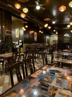 Wally's Falafel and Hummus by null